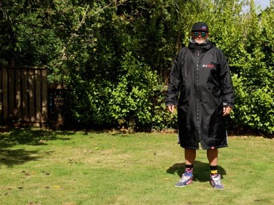 dryrobe Advance Long Sleeve 2025 Wing Foiling, SUP and Surf Review