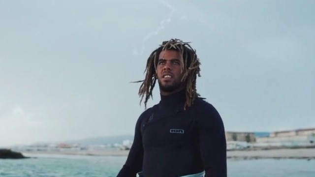 Glued by the wind ft Airton Cozzolino