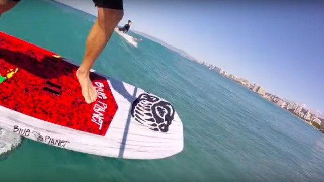 Flying Fish: SUP Foil Surfing Soloshot3 Session