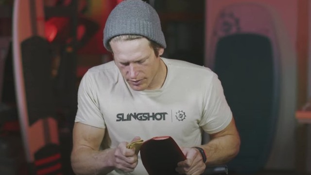 How to repair your foil whilst the wind isn't blowing