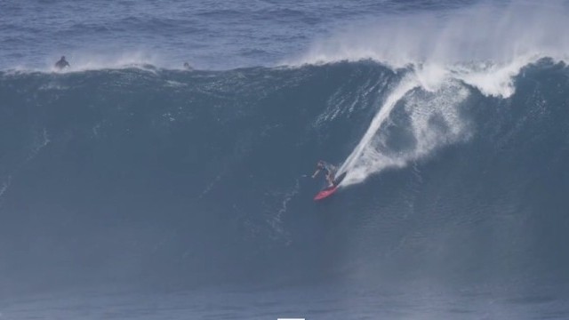 Keali’i Mamala Stand up Paddling Jaws