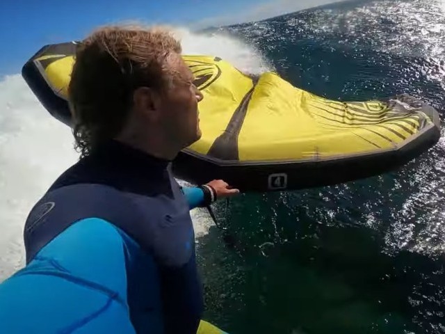 One minute winging in Mauritius