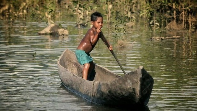 Colombia, South America: Stand Up Paddle