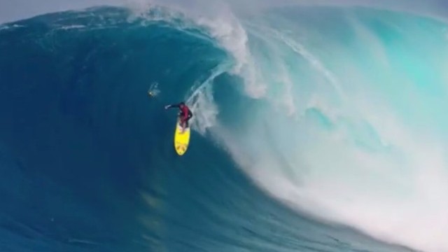 Kai Lenny Rides Jaws on a SUP | In the Zone