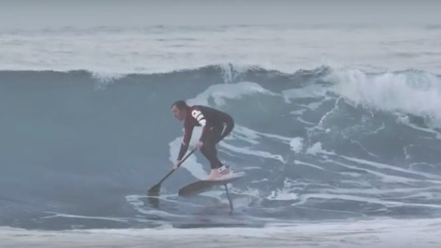 FOIL SURFING MOTIVATION