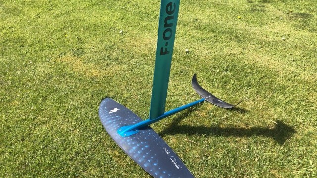 Wing Foiling, SUP and Surf Reviews - F-One Gravity 1800 FCT 2021