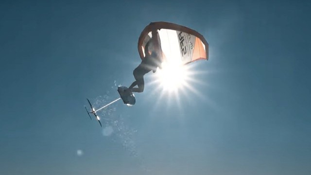 Les 5 avantages de rider avec un foil en carbone !