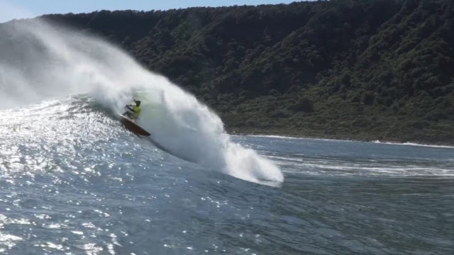 SUP Surf Discipline - The Ultimate Waterman 2017