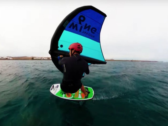 Session Log #10: Winging Tacks and Gybes in Lajas on the Moses 950