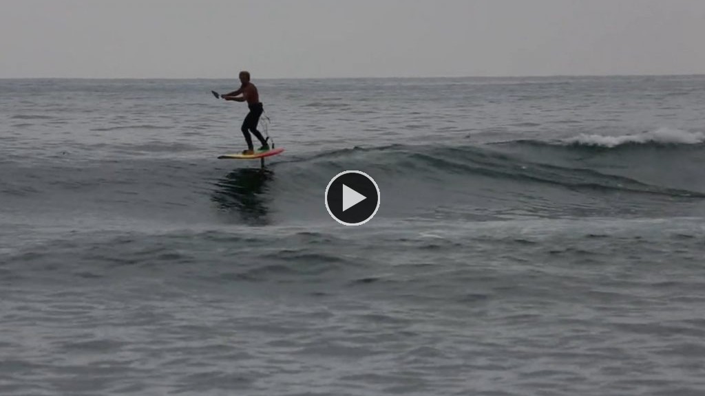 Laird Hamilton En Stand Up Foil à Guéthary France Free Wings Foils