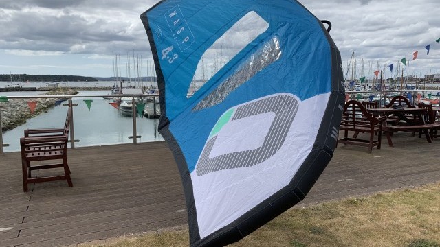 Wing Foiling, SUP and Surf Reviews - Ozone Wasp V3 4.3m 2022