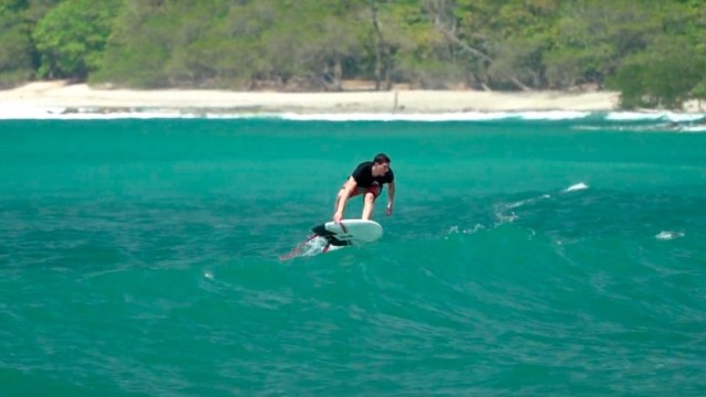 SURF FOILING : TROPICAL FEELINGS