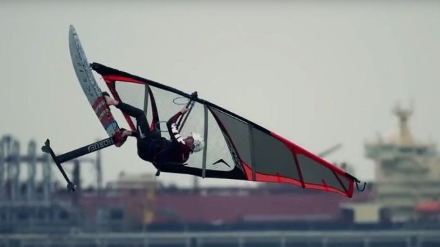 Foil windsurfing & Pollution