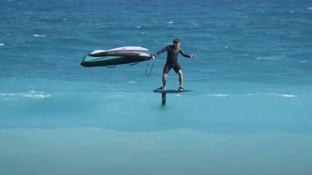 How to ride waves WING FOILING