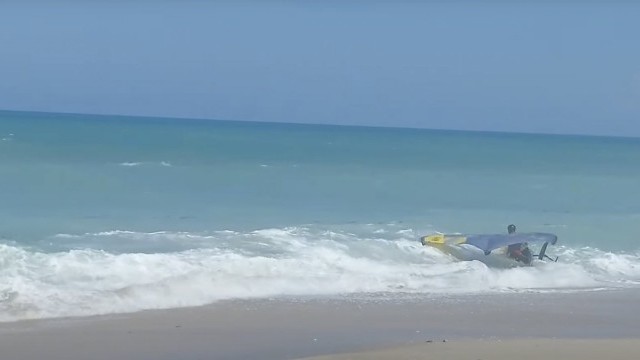 Getting Through Shore Pound - Entering the Water for Wing Foiling in the Surf