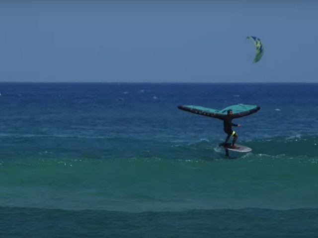 Session Log 3/2021: Wingfoil Waves Session Flag Beach