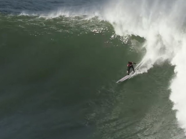 Natxo Gonzalez Hangs With The Surfing Pioneers Of His Homeland | Made In: The Basque Country Ep1