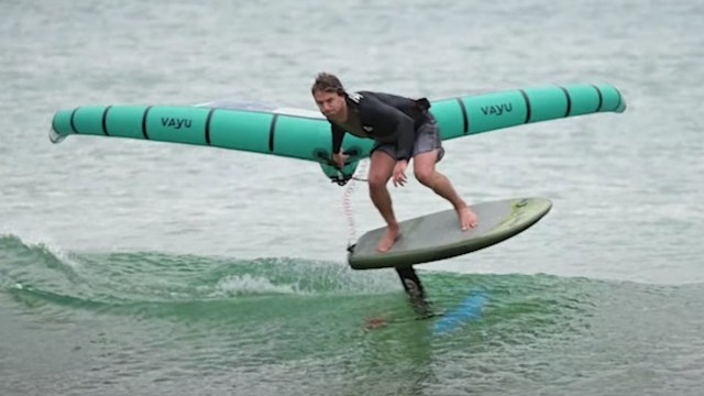 Small Wave Light Wind Wing Foil Surfing