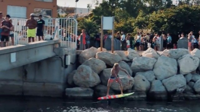 Urban Barrels Foil Surfing | Hydrofoil Pumping