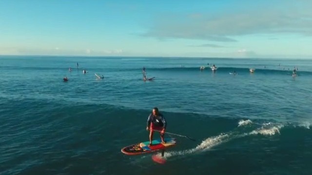 SUP Foiling on the West Side with the Blue Planet Crew