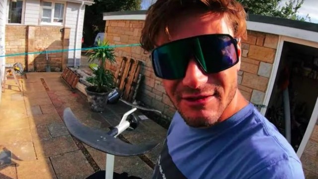 Testing out a FLITE BOARD E-FOIL - Court In The Act Ep.73