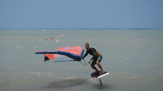 Wing-foil in Sao Miguel do Gostoso - Dr.WIND