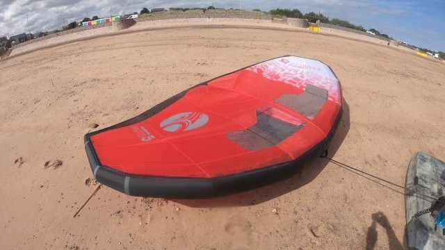 Wing Foiling, SUP and Surf Reviews - Cabrinha Mantis V3 2023