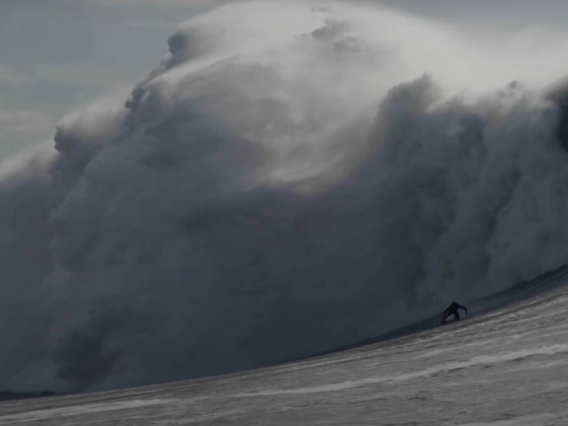 NEW WORLD RECORD AT NAZARÉ ? | VON FROTH