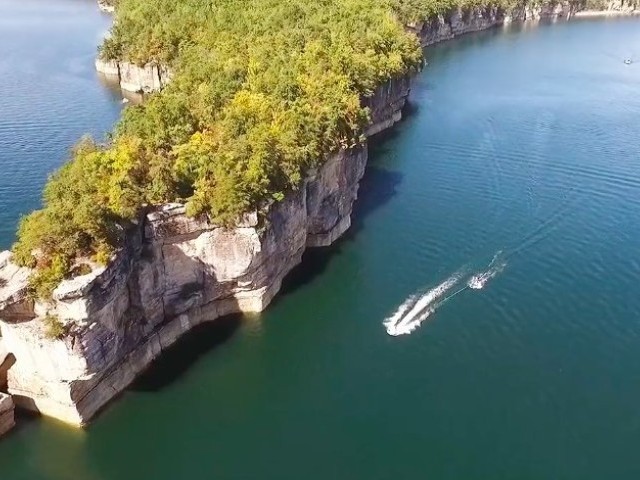 A Day on the Lake with the iSk8