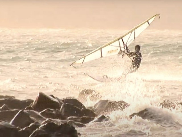 EARLY WINGSURF SESSIONS // MAUI HAWAII