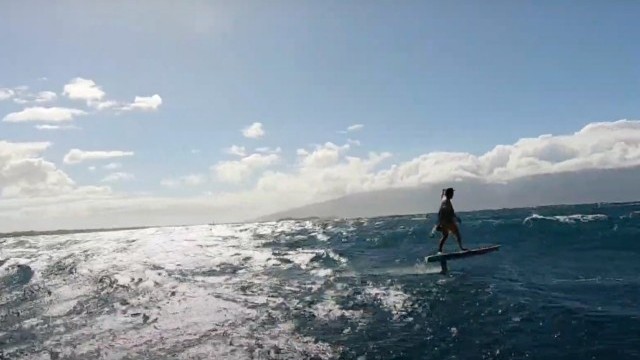 Go Foil Downwind with Jeremy Riggs following Dave Kalama