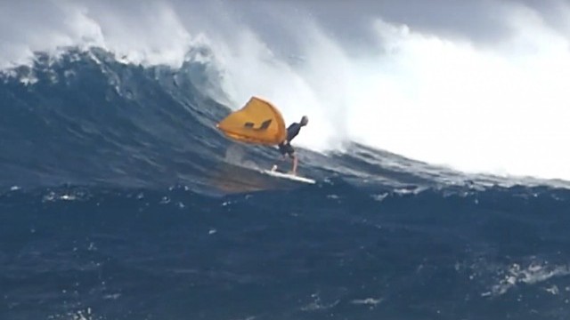 NOVEMBER WINGFOIL SESSIONS / FIRST WAVES & WIND OF THE WINTER