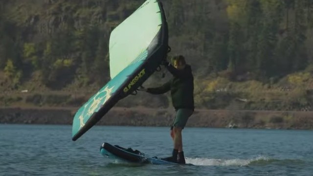 Slingshot Crossbreed both a SUP and a Wingboard