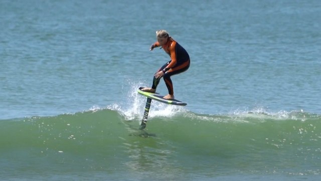 SURFFOIL : LIGHTNING FAST