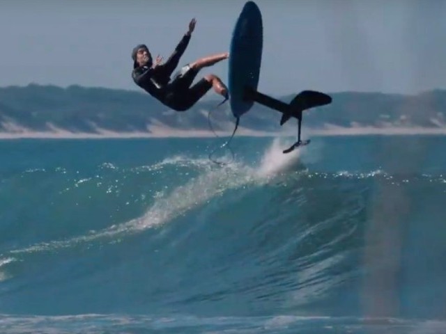 Surf Foil Safari: Zane Schweitzer