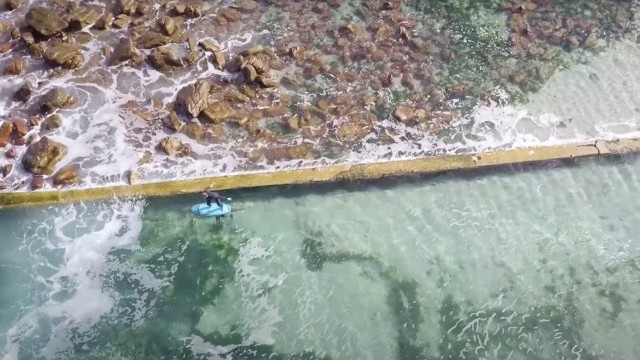 How To Pump on a Hydrofoil with Zane Schweitzer.