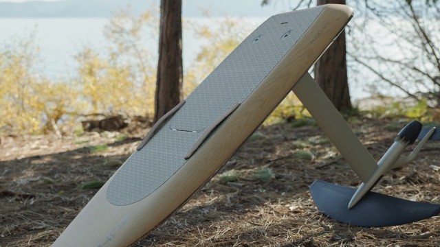 Wing Foiling, SUP and Surf Reviews - Fliteboard Iconic Fliteboard 2024
