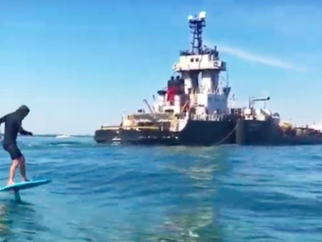 Tanker Wave Foil Surfing