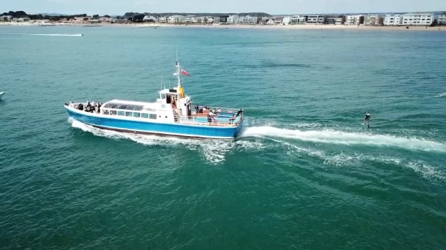 Wake thieving the Dorset Belle