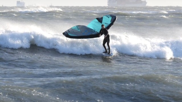 How to WING FOIL - your first session FOILING