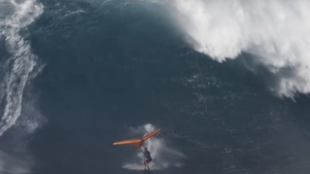 Wing Surfing to the MAX - Kai Lenny