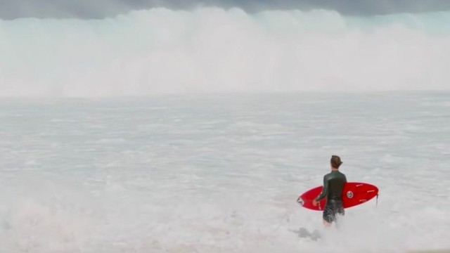 Pipeline Opens Up The North Shore Winter Season In Firing Fashion | Sessions