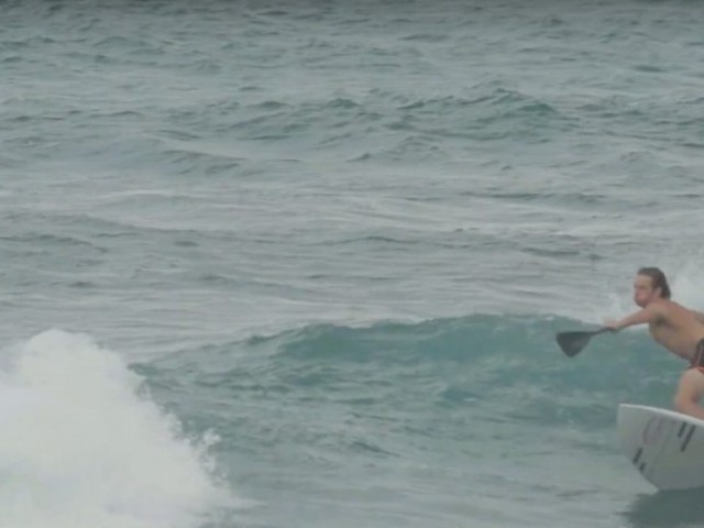 SUP Surfing in Taiwan | Facing Waves