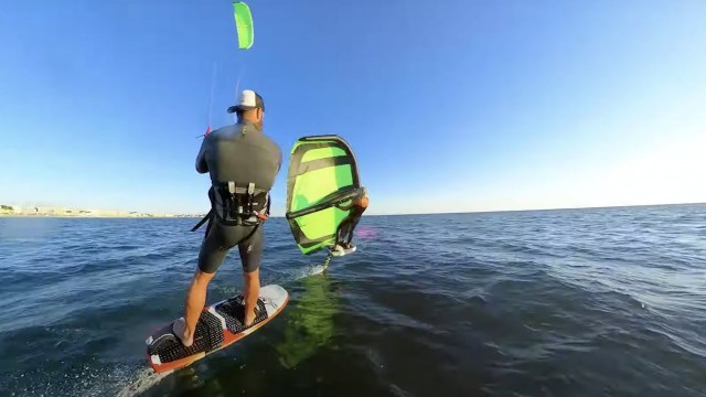 FATHER AND SON IN 10 KNOTS