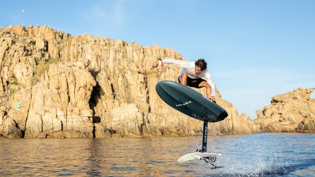 Takuma Efoil Carver 2