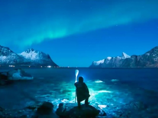 Stand Up Paddleboarding (SUP) Arctic Norway, Northern Lights