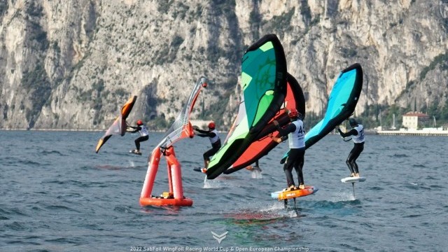 Novotná & Ghio Slalom into Garda Lead