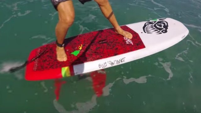 Testing the 7'6" x 30" Easy Foiler Prototype April 2017