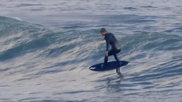 Let yourself glide with the PURE foils #foil #pronefoil #surffoil #afsfoils