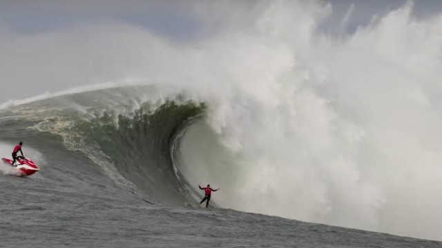 Mavericks Wakes Up And Goes XXL For The World's Best Big Wave Surfers | Sessions